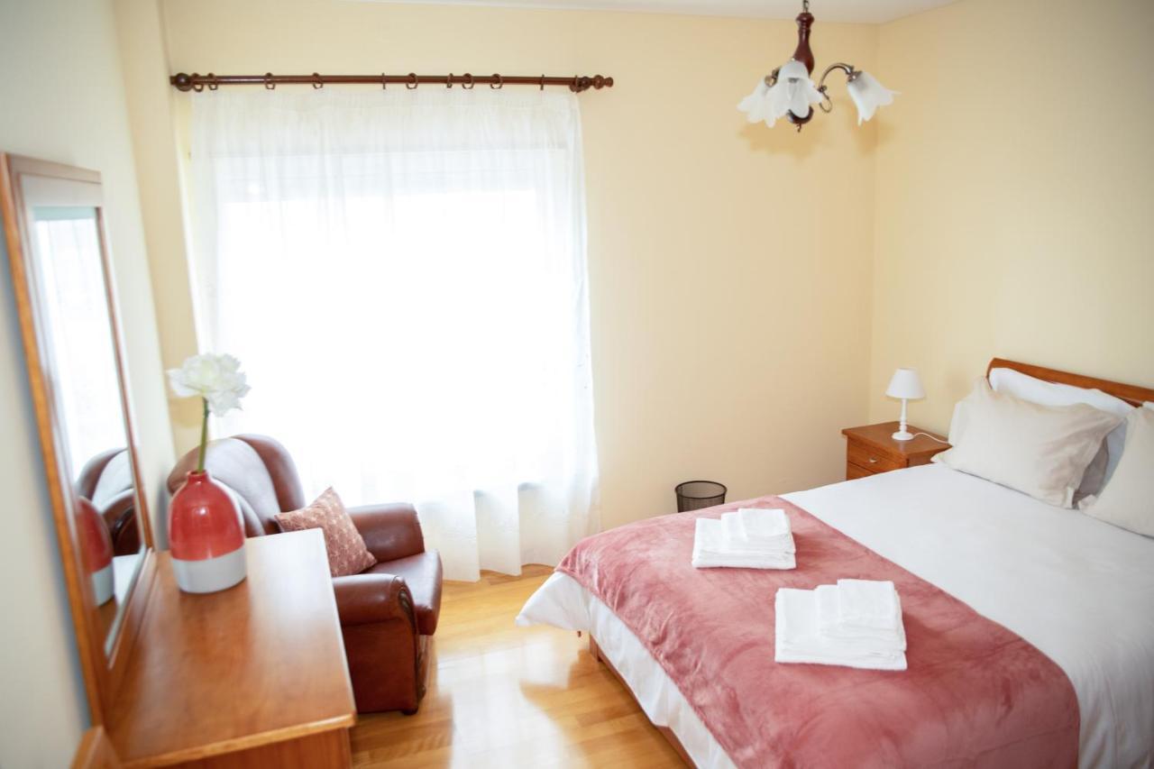 Vizinha'S Mommy'S Apartment Понта-Делгада Экстерьер фото